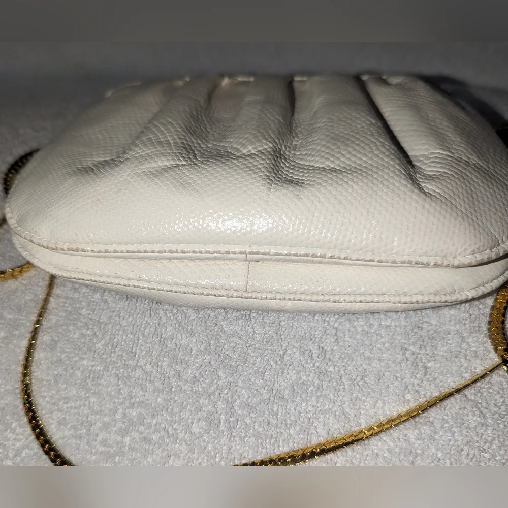 Vintage Ashneil snakeskin pattern bag . - Picture 6 of 10